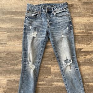 American Eagle jeans size 28